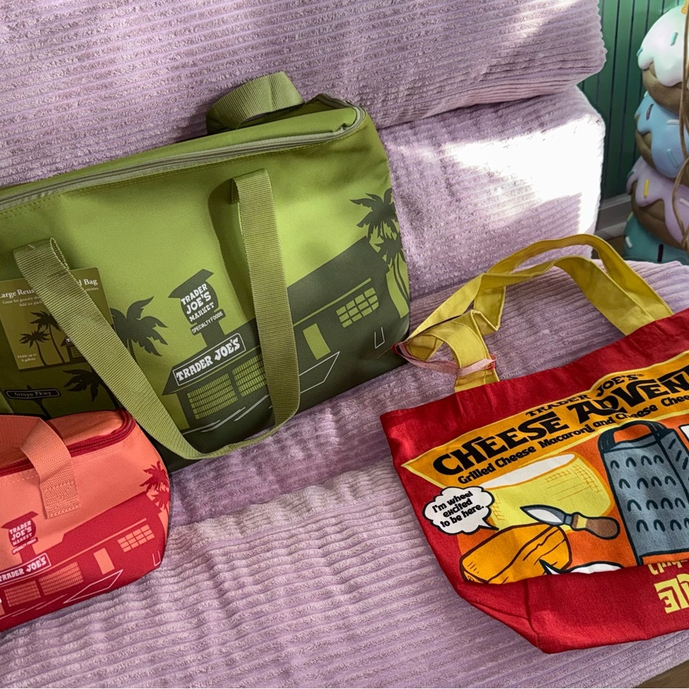 Trader Joe’s Summer Bundle Totes